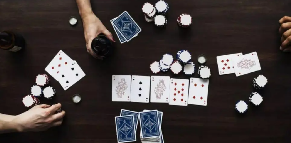 德扑圈HHPoker奥马哈扑克俱乐部:享受刺激的扑克游戏